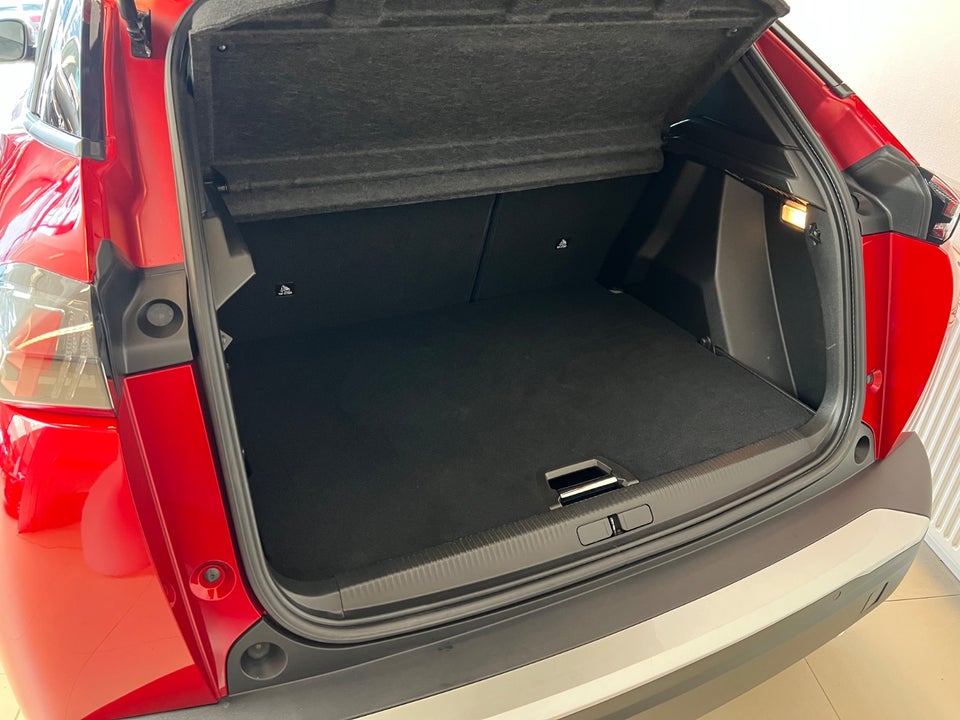 Peugeot 2008 1,5 BlueHDi 130 Allure Pack EAT8 5d