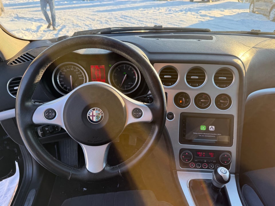 Alfa Romeo 159 2,2 JTS 4d