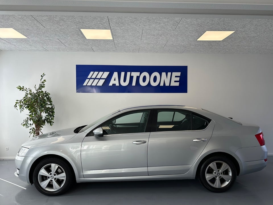 Skoda Octavia 1,4 TSi 140 Elegance DSG 5d