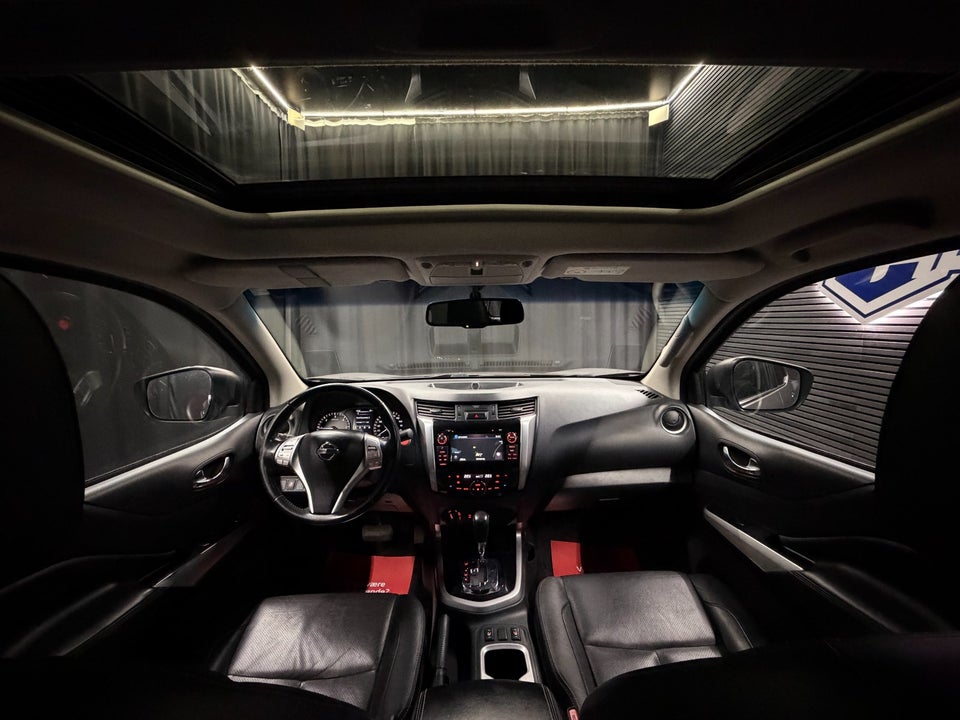 Nissan Navara 2,3 dCi 190 Db.Kab Tekna aut. 4d