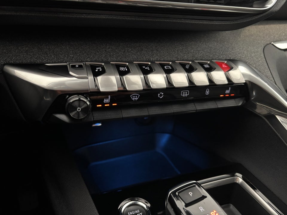 Peugeot 3008 1,6 Hybrid Allure Pack EAT8 5d