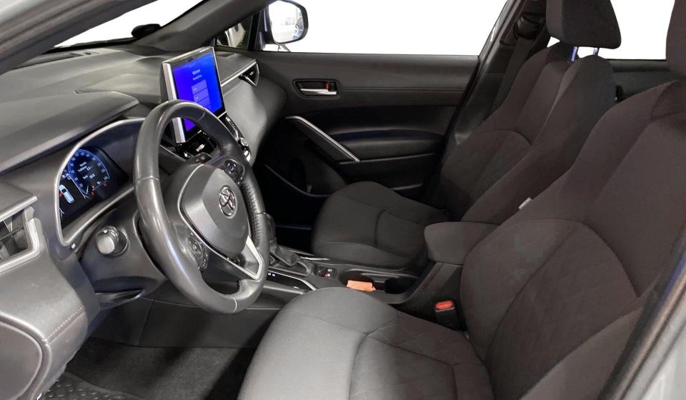 Toyota Corolla Cross 2,0 Hybrid Style CVT 5d