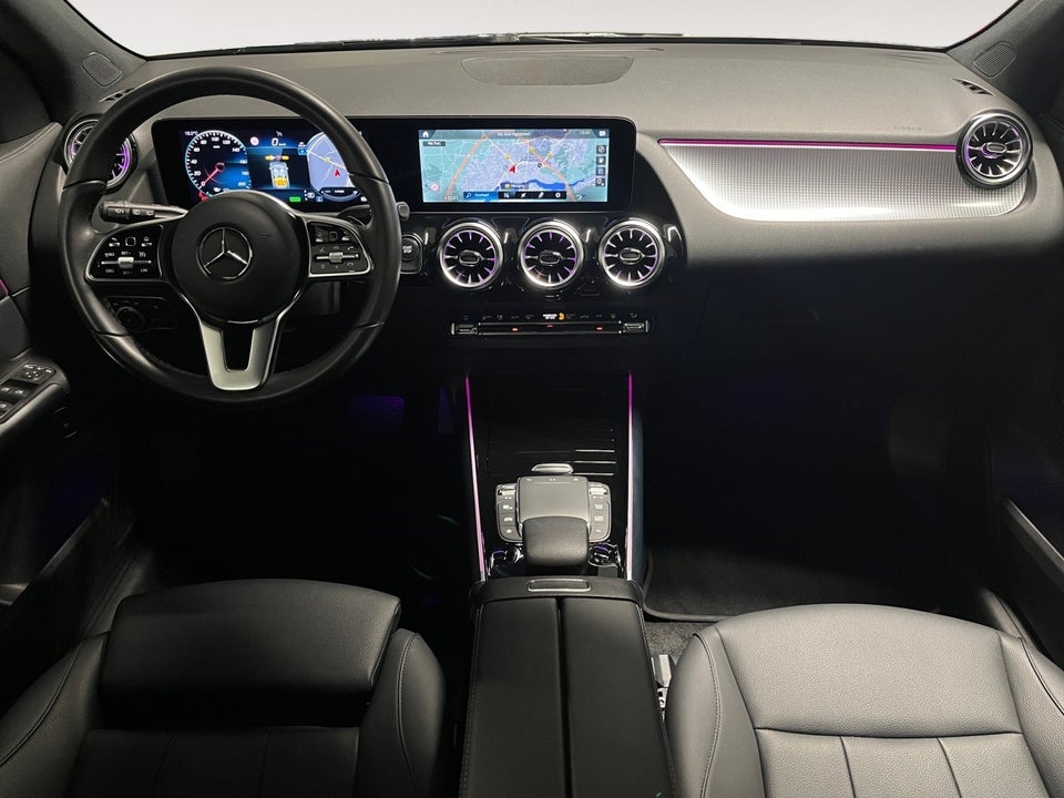 Mercedes EQA300 Progressive 4Matic 5d