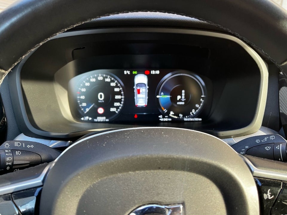 Volvo V60 2,0 T6 ReCharge R-Design aut. AWD 5d