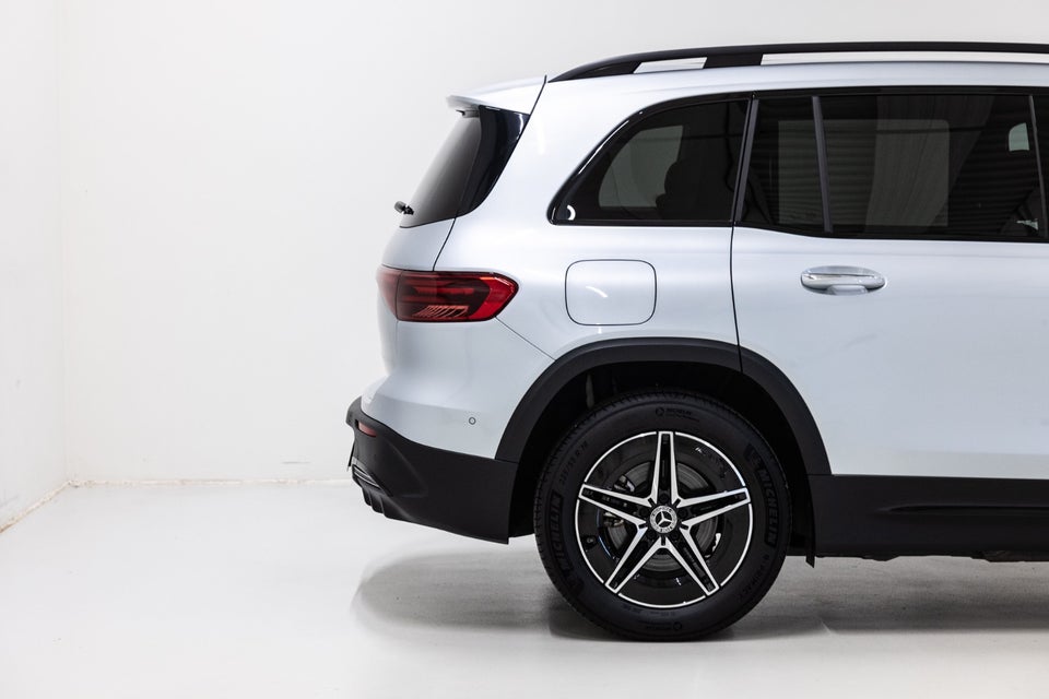 Mercedes EQB250+ AMG Advance Plus 5d