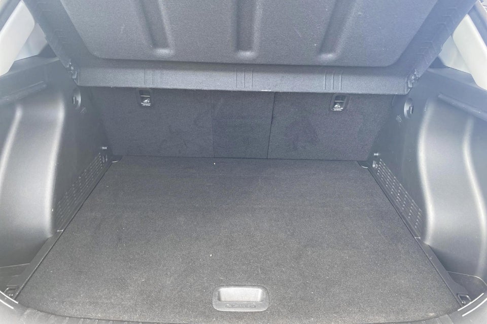 Hyundai Kona 48 EV Essential 5d