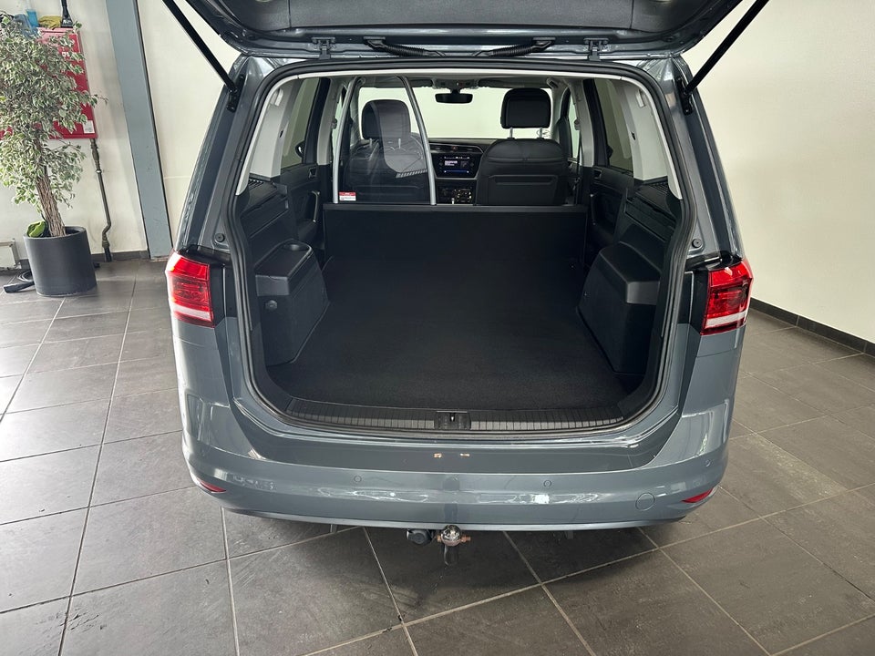 VW Touran 1,5 TSi 150 Comfortline Family DSG Van 5d