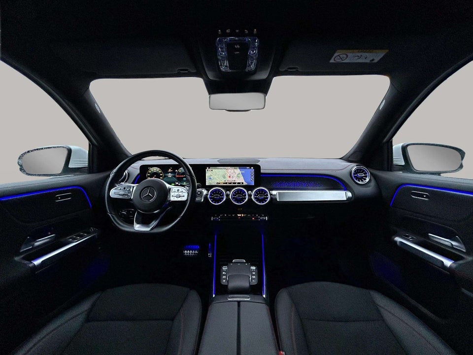 Mercedes EQB250 AMG Line 5d
