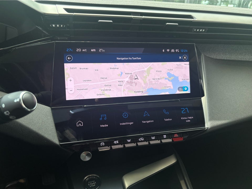 Peugeot 308 1,6 Hybrid First Selection+ EAT8 5d