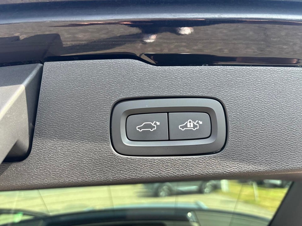 Volvo V60 2,0 T8 ReCharge Inscription aut. AWD 5d