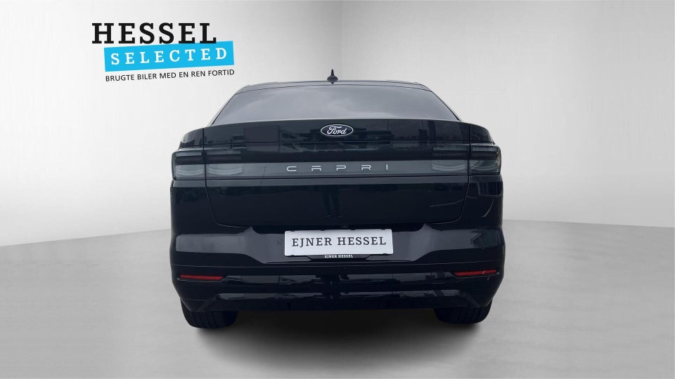 Ford Capri 82 Select Extended Range 5d