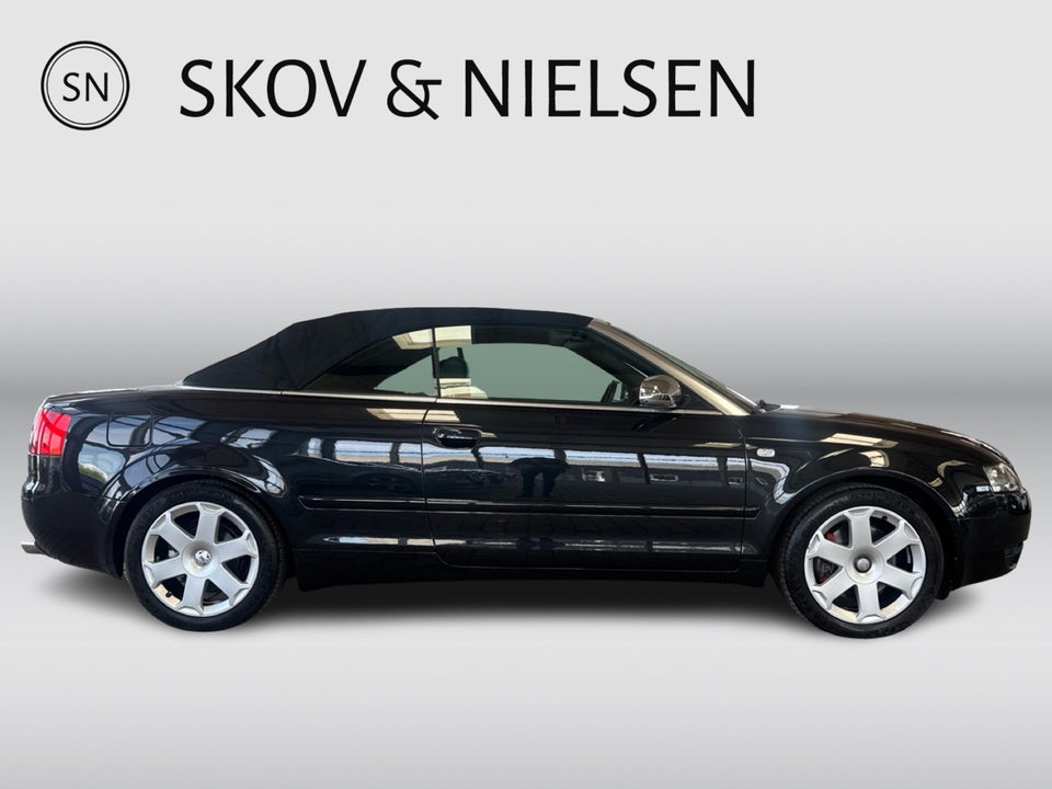 Audi A4 3,0 V6 Cabriolet Multitr. 2d