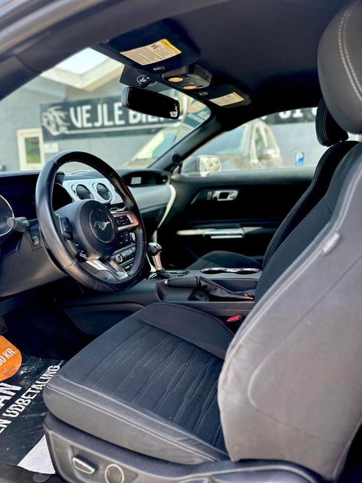 Ford Mustang 3,7 GT Fastback aut. 2d