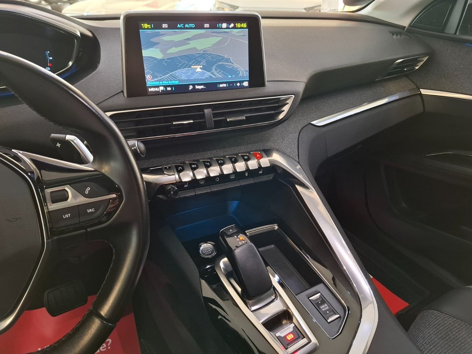 Peugeot 3008 1,6 Hybrid Allure Limited EAT8 5d