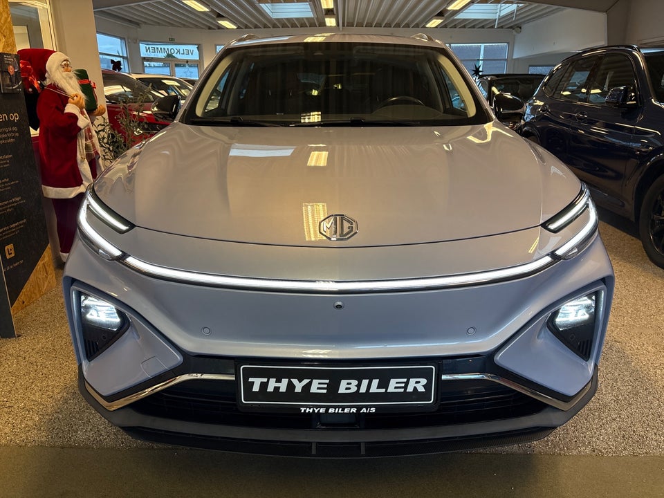 MG Marvel R Luxury 5d