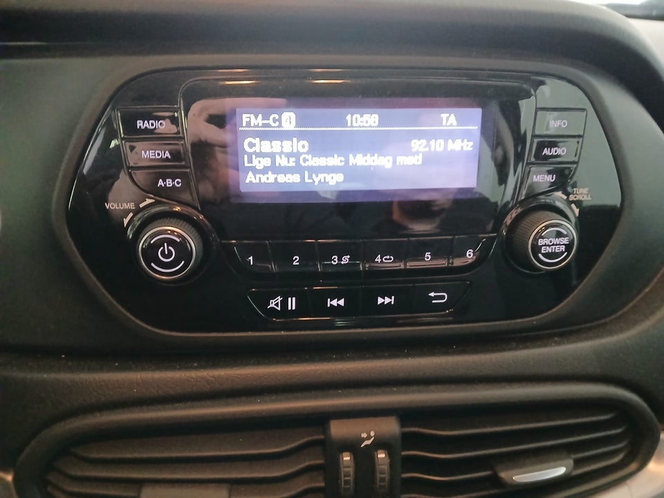 Fiat Tipo 1,4 16V Easy 5d