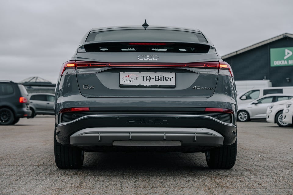 Audi Q4 e-tron 40 S-line Sportback 5d