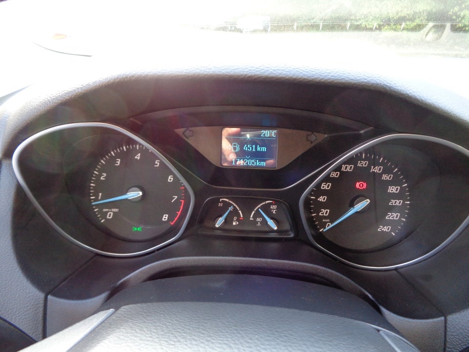 Ford Focus 1,0 SCTi 125 Titanium stc. ECO 5d