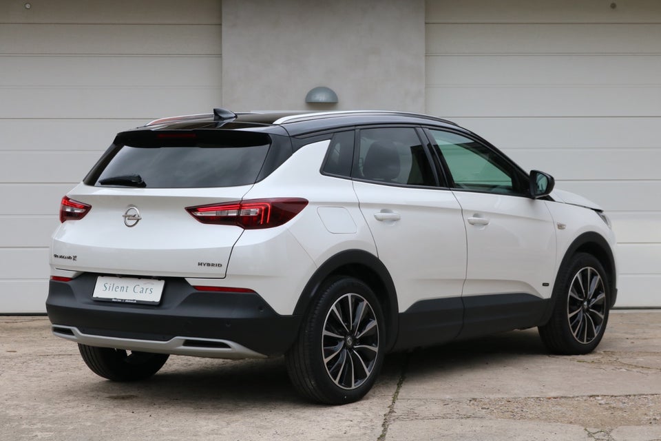 Opel Grandland X 1,6 Hybrid Ultimate aut. 5d