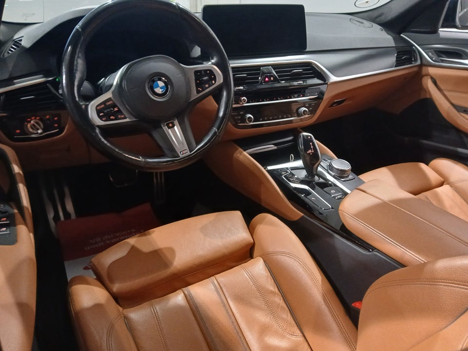 BMW 530d 3,0 Touring M-Sport aut. 5d