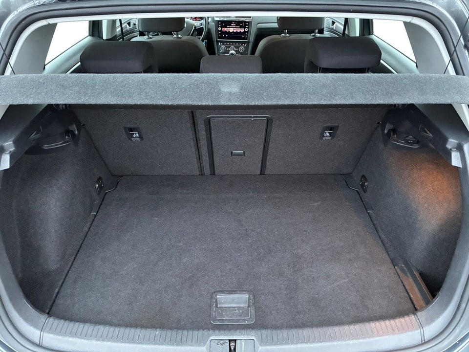 VW Golf VII 1,4 TSi 125 Comfortline BMT 5d