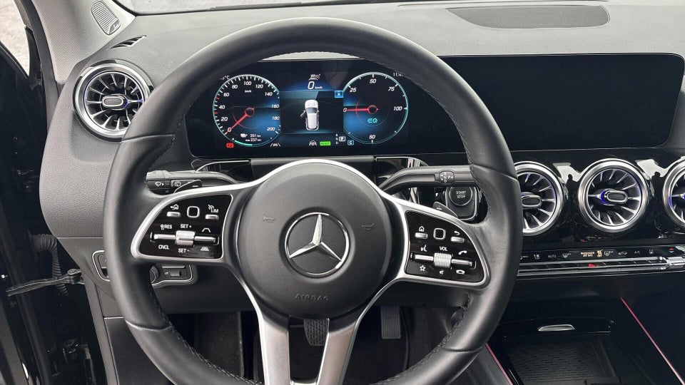 Mercedes EQA250 Progressive 5d