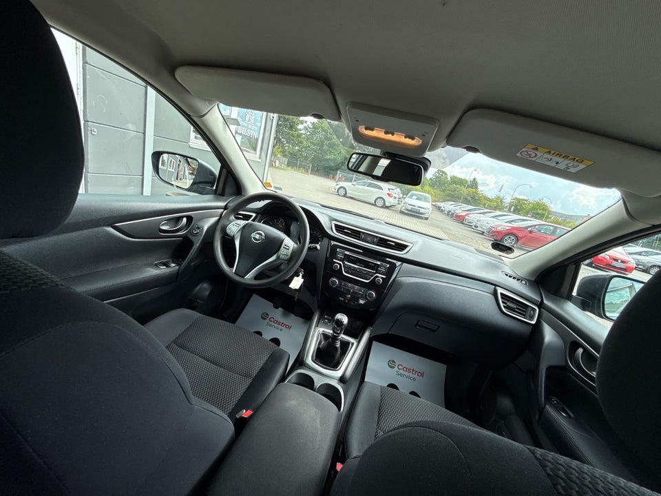 Nissan Qashqai 1,2 Dig-T 115 Acenta 5d