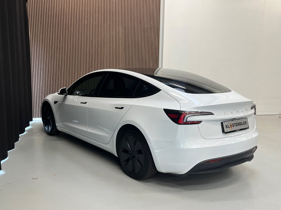 Tesla Model 3 RWD 4d