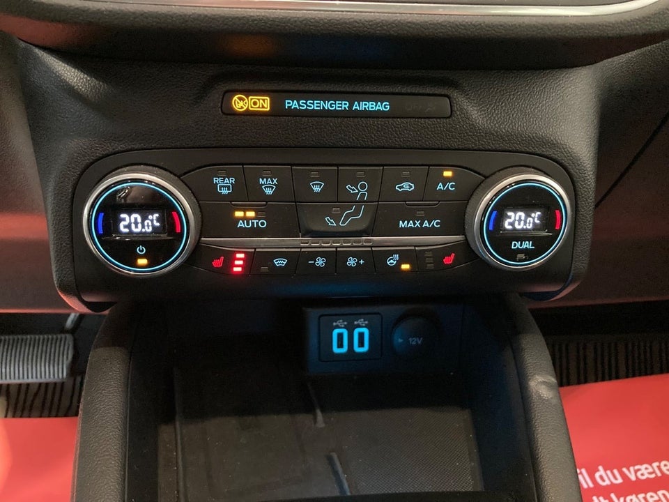 Ford Kuga 2,5 PHEV Titanium CVT 5d