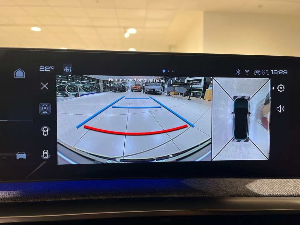 Peugeot e-3008 77 GT Pack 5d