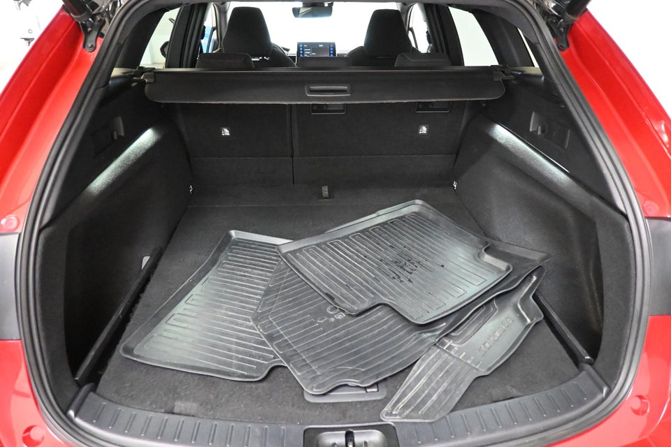 Toyota Corolla 1,8 Hybrid H3 Premium Touring Sports MDS 5d