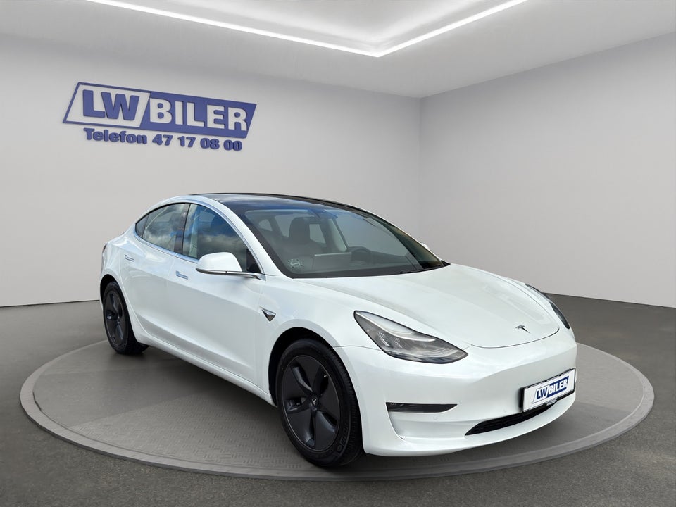 Tesla Model 3 Long Range AWD 4d
