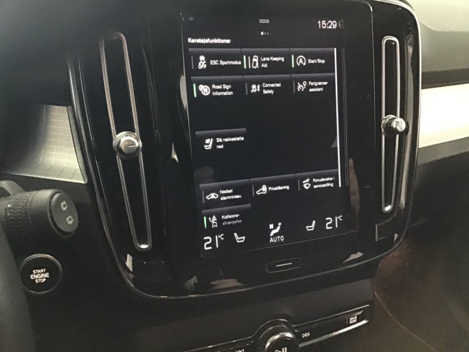 Volvo XC40 2,0 D3 150 Momentum aut. 5d
