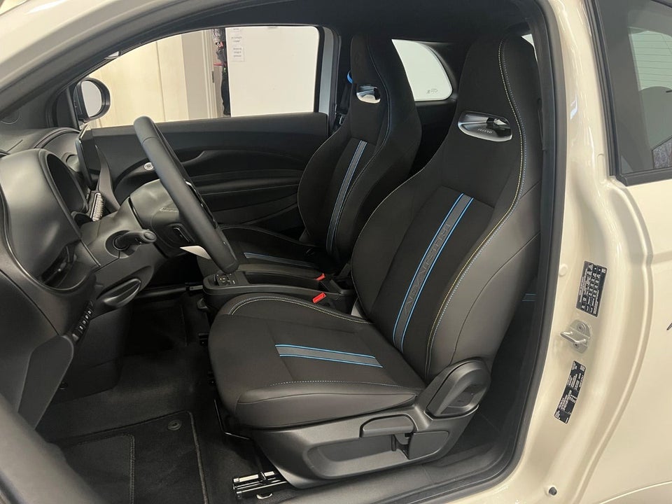 Abarth 500e 3d