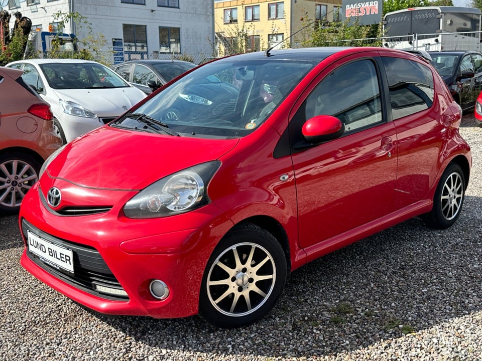 Toyota Aygo 1,0 VVT-i Red&Black 5d