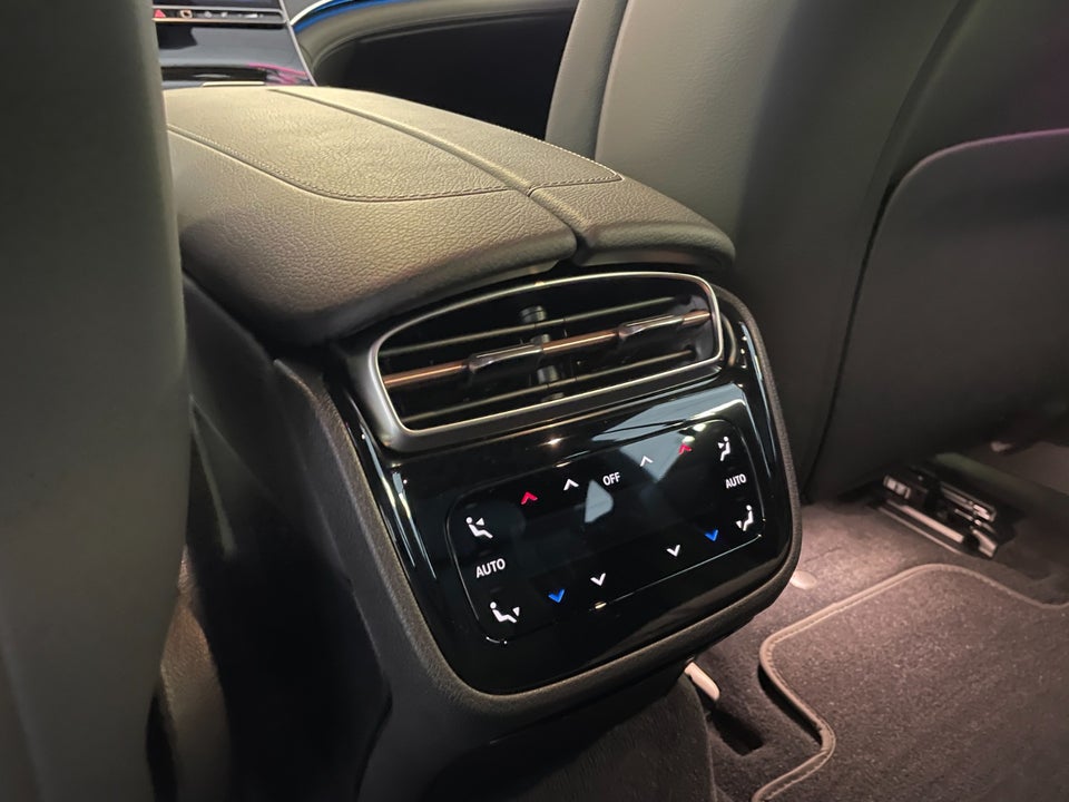 Mercedes EQE300 Electric Art 4d