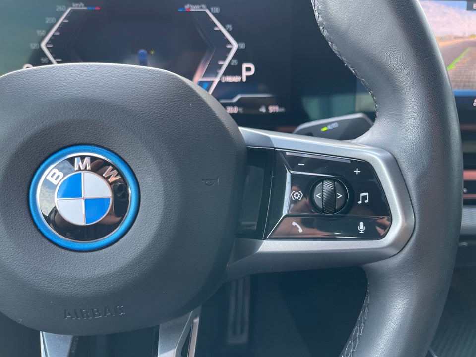 BMW i5 eDrive40 M-Sport 4d