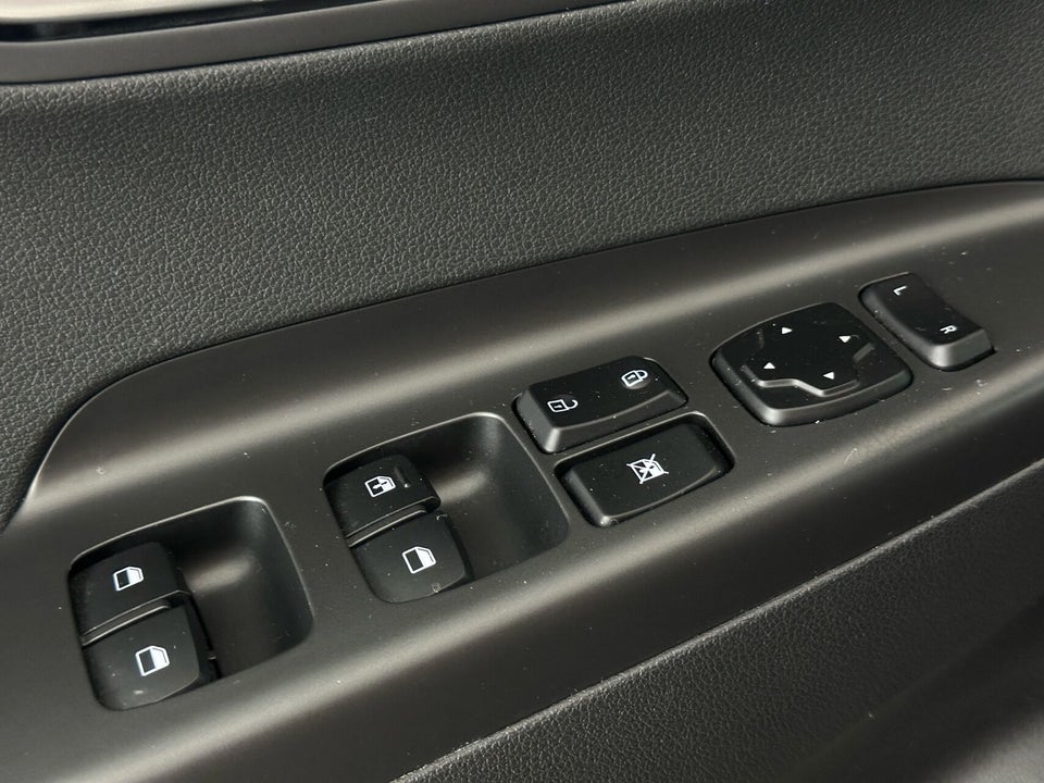 Hyundai Kona 39 EV Essential 5d