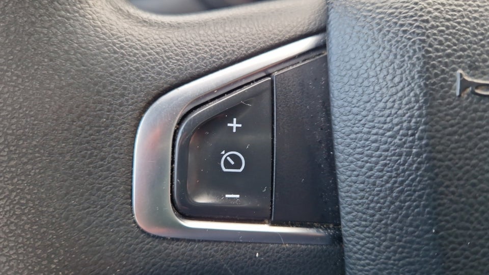 Renault Master IV T33 2,3 dCi 150 L2H2 Kassevogn