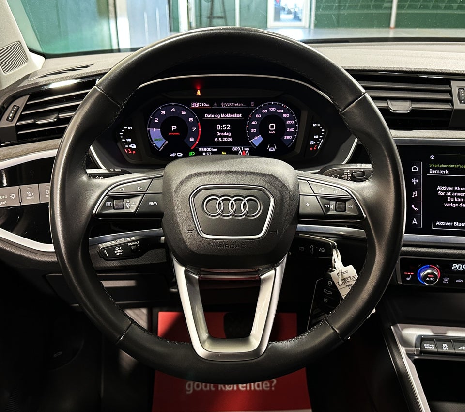 Audi Q3 45 TFSi e Attitude plus S-tr. 5d