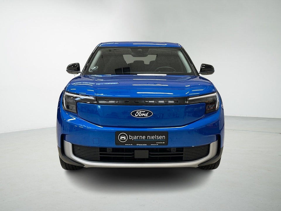 Ford Explorer 82 Premium Extended Range 5d