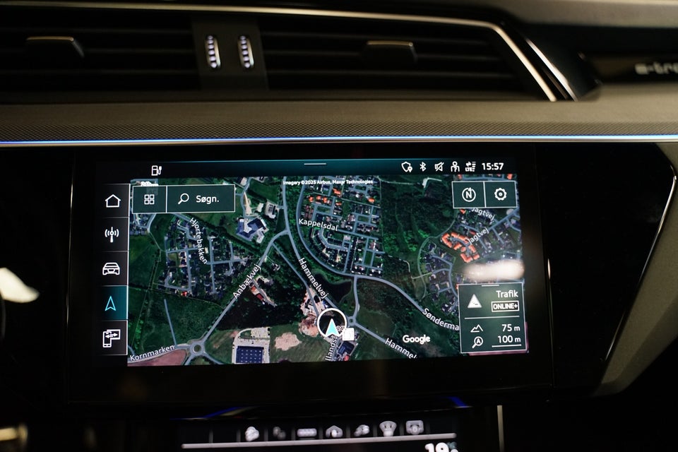 Audi Q8 e-tron 55 S-line quattro 5d