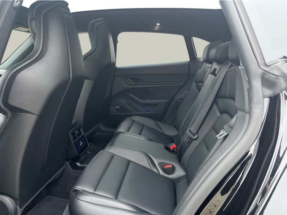 Porsche Taycan 4S Performance+ Cross Turismo 5d