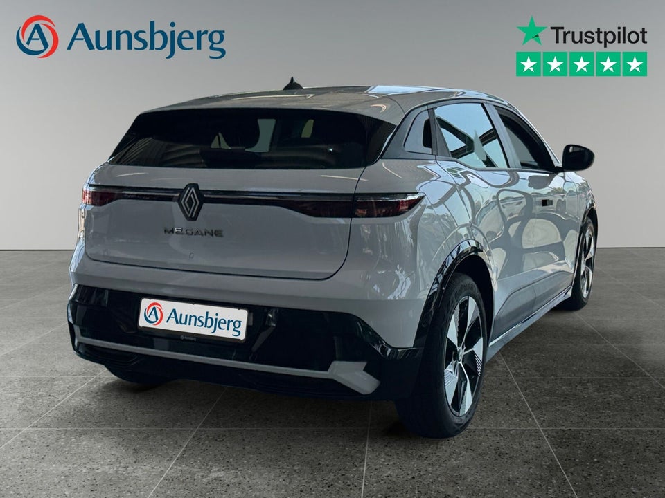 Renault Megane E-Tech 40 Equilibre 5d