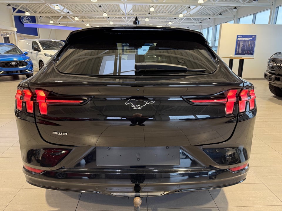 Ford Mustang Mach-E 91 Premium Extended Range AWD 5d