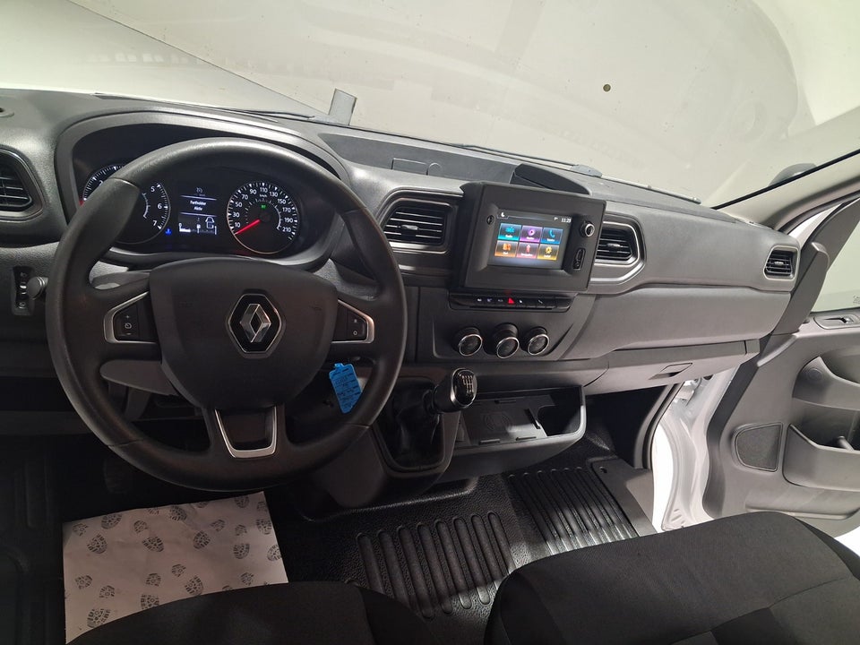 Renault Master IV T33 2,3 dCi 150 L2H2 Kassevogn