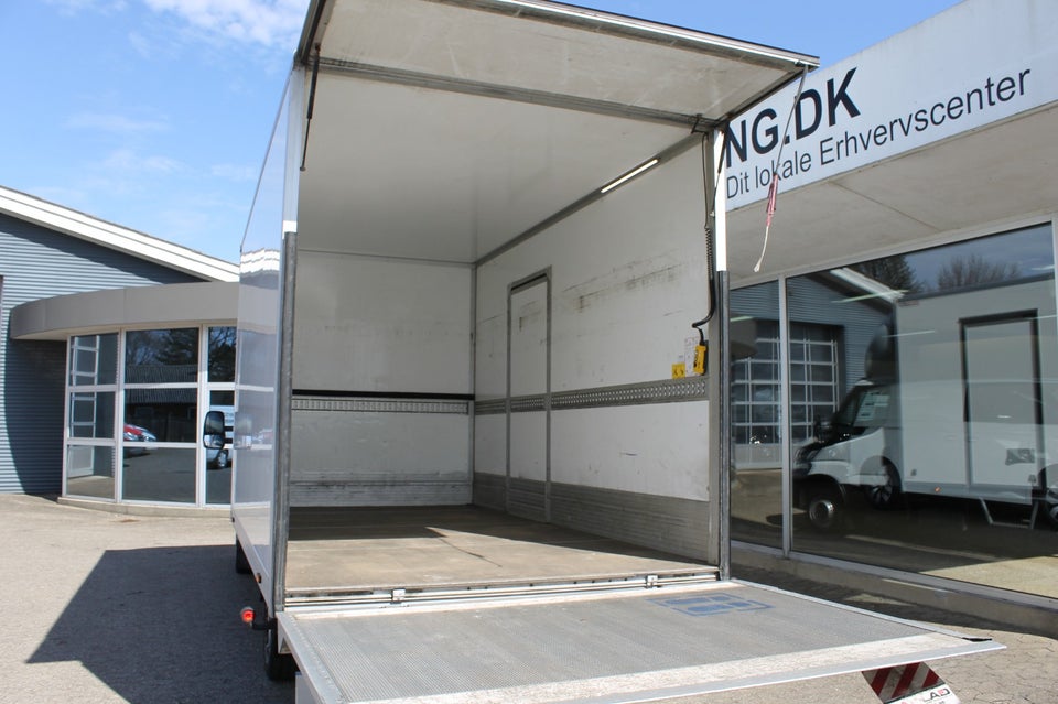 Iveco Daily 2,3 35S14 Alukasse m/lift AG8 2d