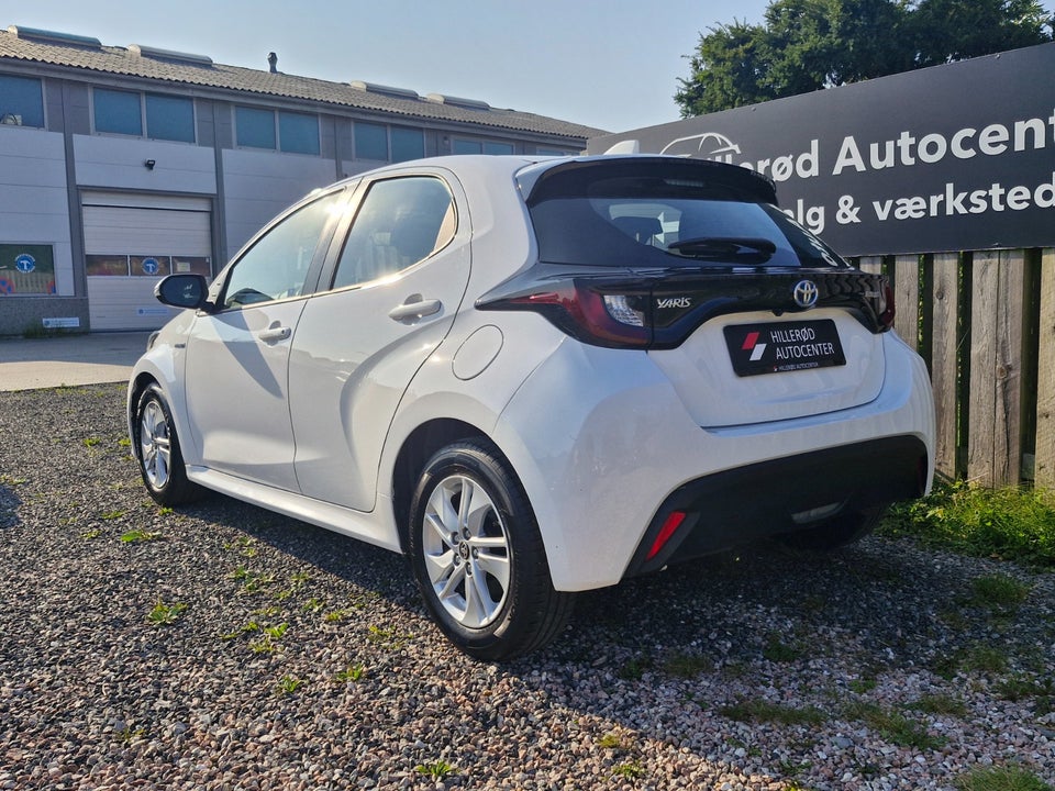 Toyota Yaris 1,5 Hybrid Active e-CVT 5d