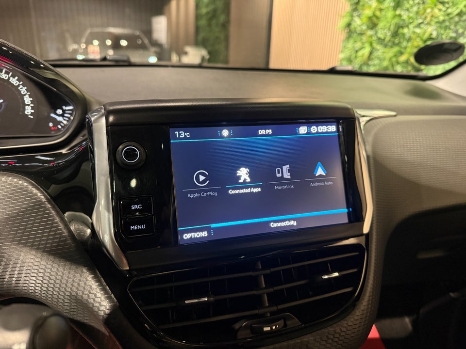 Peugeot 208 1,2 PureTech 82 Allure Sky 5d