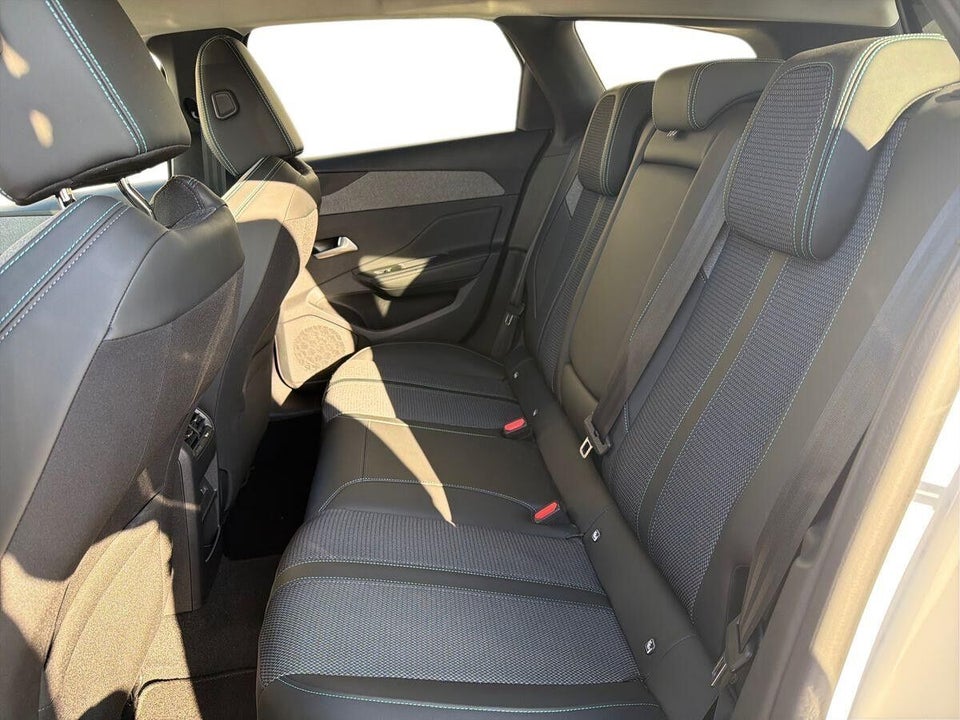 Peugeot 308 1,6 Hybrid First Selection+ SW EAT8 5d